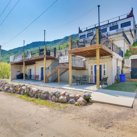 Lava Hot Springs Studio w/ Views, Walk to River