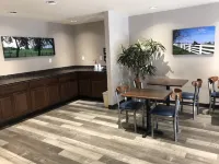 DuPont Suites - Louisville - St. Matthews Hotels in Saint Matthews