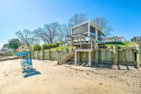 Refreshing Colonial Beach Vacation Rental! - WiFi