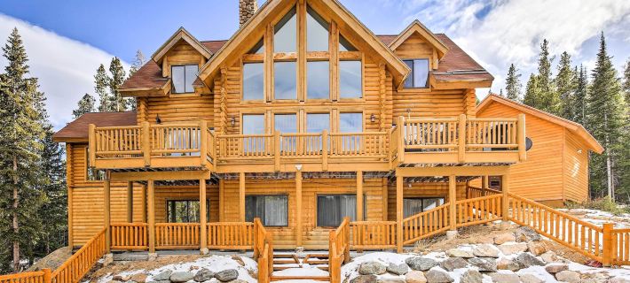 Expansive Alma Cabin w/ Hot Tub & Mountain Views! Hotels in Park County