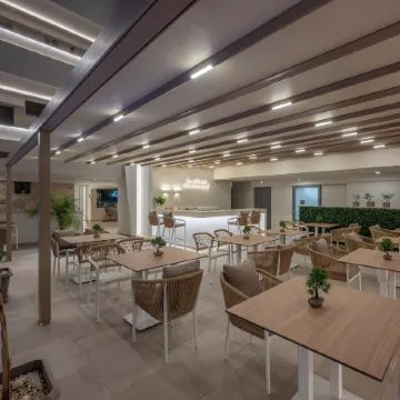 Sandy Seaside Suites