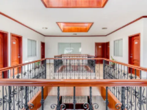 Monte Salerno Hotel & Suites Hoteles en Montemorelos