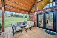 Beech Mountain Nature Escape! Modern and Cozy Cabin - 3-Star