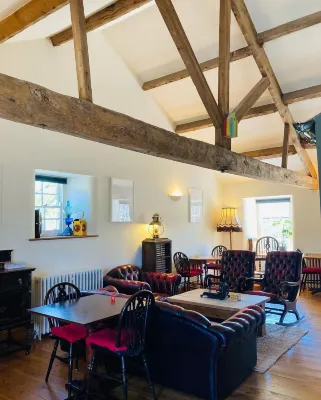 Riverside Bed & Breakfast - 3-Star