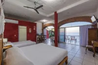Traditional Sierra Leon Oceanfront Rooms Hôtels à : Puerto Vallarta