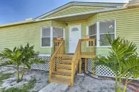 Pet-Friendly Home 10 Mi to Lake Okeechobee!