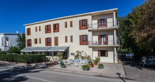 Hotel Sandalyon