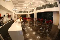 Altius Boutique Hotel - Quầy Bar