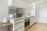 Ellipse Waterfall 3802