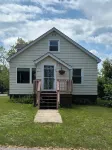 Charming 3-bedroom house with WiFi and AC in Gwinn