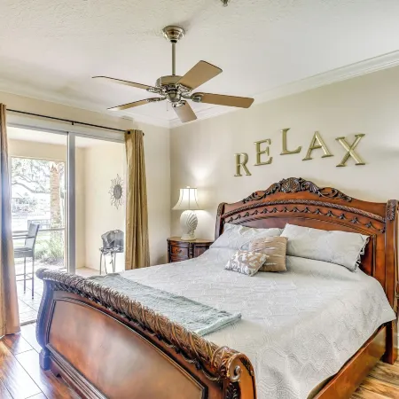 Riverfront Palm Coast Getaway w/ Resort Amenities!