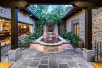 Porta Hotel Antigua Hôtels à : 