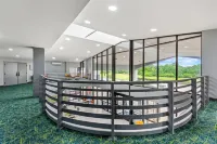 Spark by Hilton Lexington Hamburg Hotels in Lexington