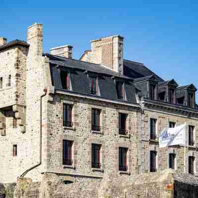 La Mère Poulard Hotel Exterior