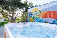 Vibrant 3.5-acre Paso Escape with Pool, Hot Tub & Views! Hotels in Templeton