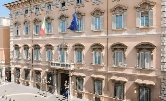 Rhea Silvia Luxury Navona