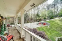 Helen Retreat w/ Hot Tub, 2 Mi to Downtown! - Pet friendly