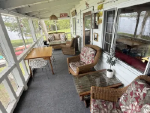 Beautiful 6 Bedroom Cabin on 1100 Acre Lake in Fryeburg Maine Hotels in Fryeburg