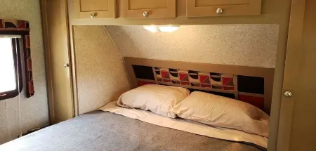 The "Pool Barn Camper" w/Hot Tub near Indiana Dunes