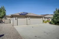Private Pool, Mtn Views! Hurricane Group Getaway - 3-Star