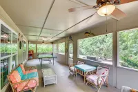 1/2 Mi to Lake Texoma: Home w/ Fire Pit & Grill! - 3 estrellas