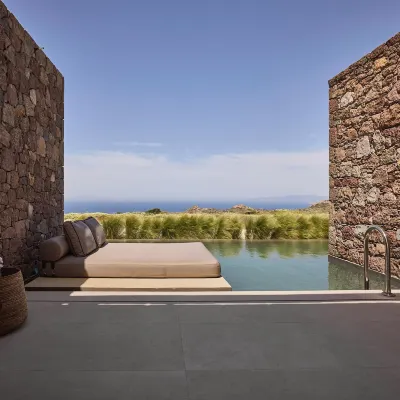 D3 Milos Hotels near Panagia Tourliani