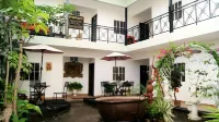 Argueta Hotel