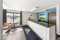 Days Inn by Wyndham Winona Hotels in Winona