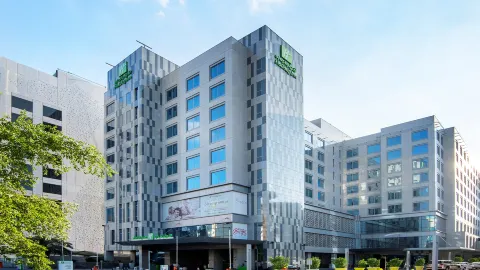 홀리데이 인 도하 - 더 비즈니스 파크 바이 IHG in 도하