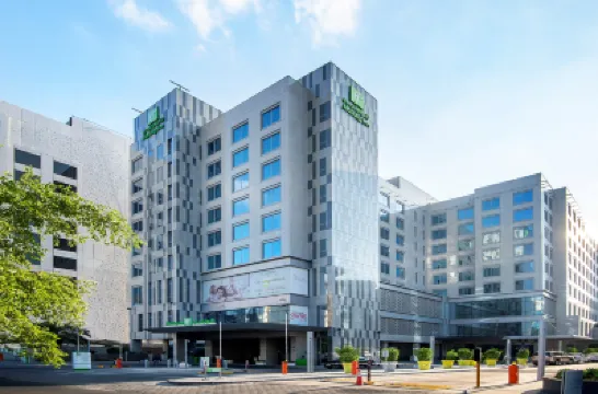 Holiday Inn DOHA - THE BUSINESS PARK by IHG Hotels near Hamad Intl. Airport