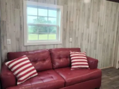 海倫小屋-全新現代迷你農舍度假屋！ 康普頓住宿飯店