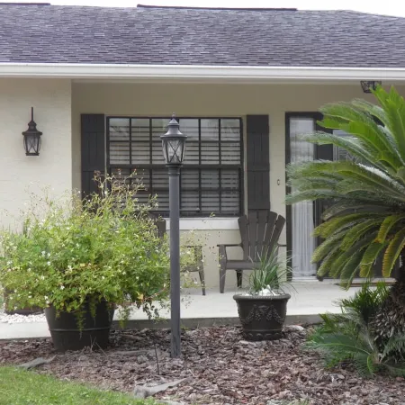 Salt Water Canal home w/Dock, Family/Pet Friendly, close to Beach and A1A