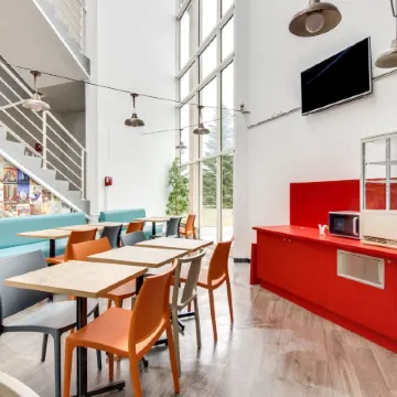 Hotelf1 Bourges le Subdray