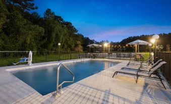Days Inn by Wyndham Hardeeville Near Hilton Head