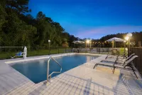 Days Inn by Wyndham Hardeeville Near Hilton Head