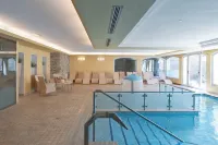 Beverly Alps Hotel & Spa - Pools