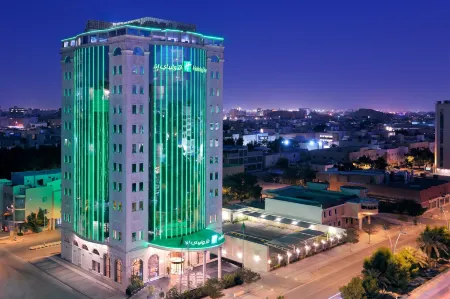 Holiday Inn Riyadh Al Malaz Отели рядом со станцией Железнодорожная станция Эр-Рияда