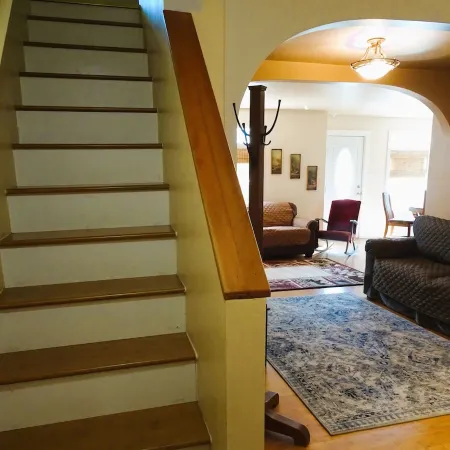 Perfect Location, Comfortable & Convenient for a long-term stay w/two bedrooms