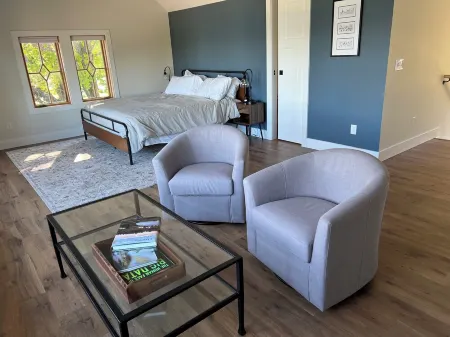 Spacious 5-bedroom farmhouse in lovely Omena, MI with AC, WiFi & lake views