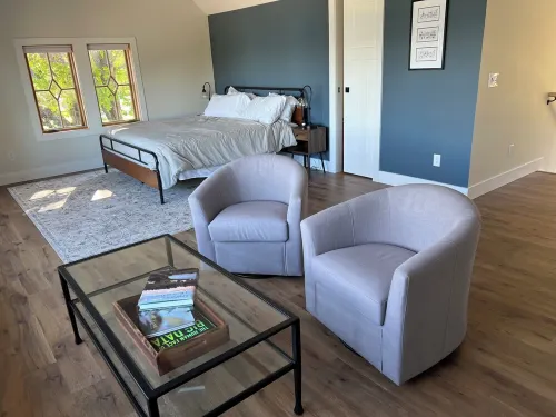 Spacious 5-bedroom farmhouse in lovely Omena, MI with AC, WiFi & lake views