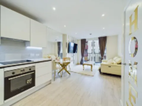 Luxury Entire New Apartment