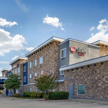 Best Western Plus Fort Worth Forest Hill Inn  Suites