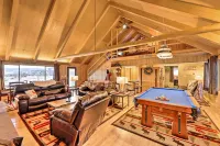 Centennial Cabin w/ Hot Tub, Sauna & Pool Table! - Homestay