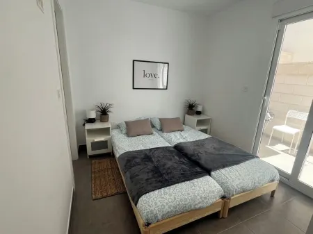 Spacious 3BR Home with Community Pool - Extended Stays - Near Airport