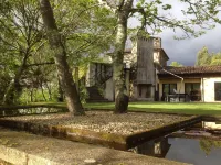 In the middle of nature. Rich biodiversity and farm animals. City 10 min away