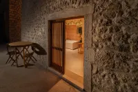 Luksuzno Opremljena Autohtona Kamena Kuća Smještena sa Wellnes/spa Sadržajem