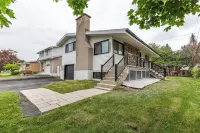 Stylish 4BR House close to DT