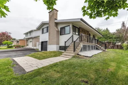 Stylish 4BR House close to DT Отели рядом с достопримечательностью «Pi-o Centre d'Amusement»