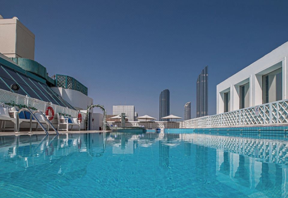 크라운 플라자 아부다비