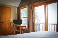 NEW TO VRBO Beautiful beachfront 5-bedroom 3 1/2 bathroom home with WIFI and AC.